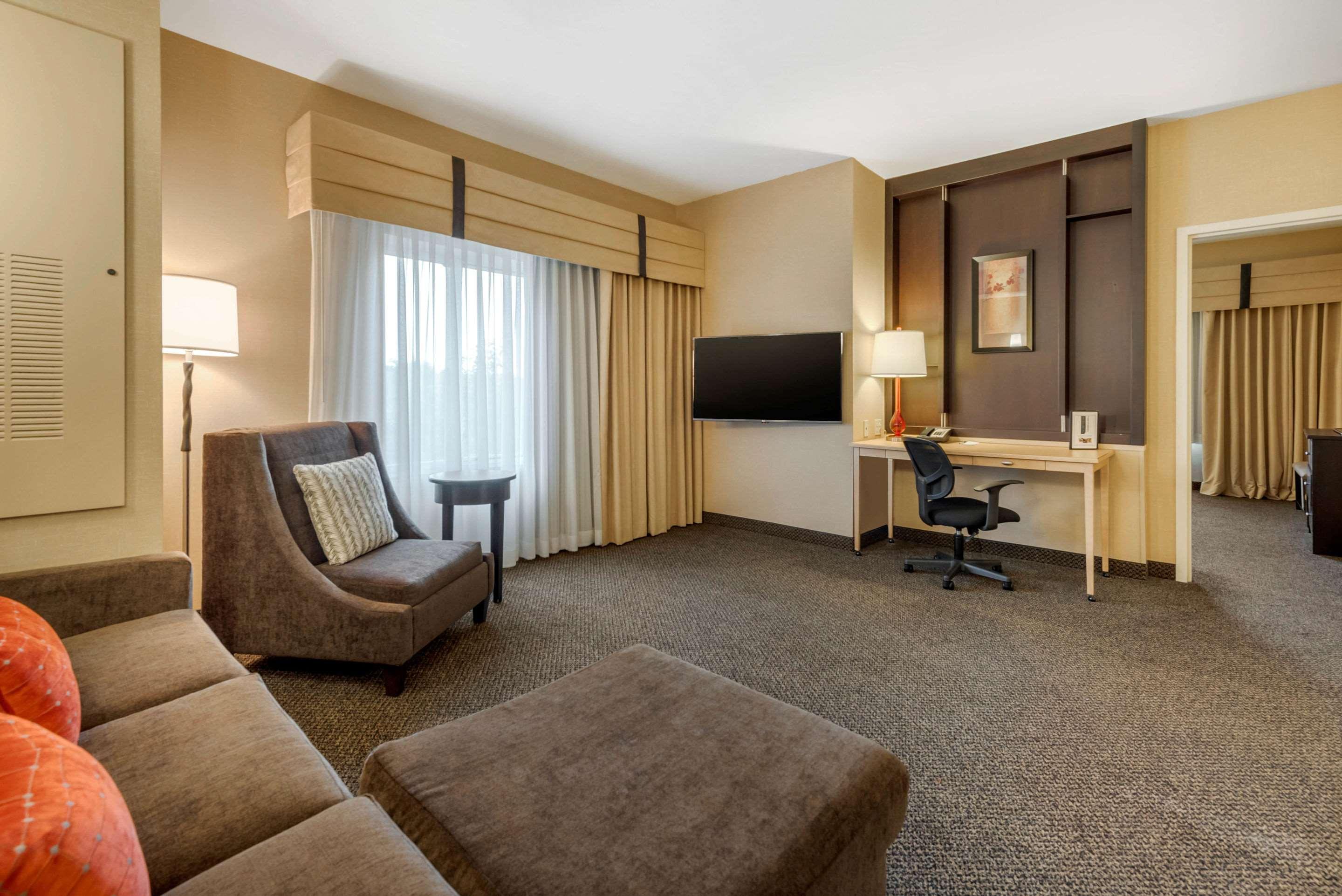 Cambria Hotel Akron - Canton Airport Uniontown Eksteriør bilde