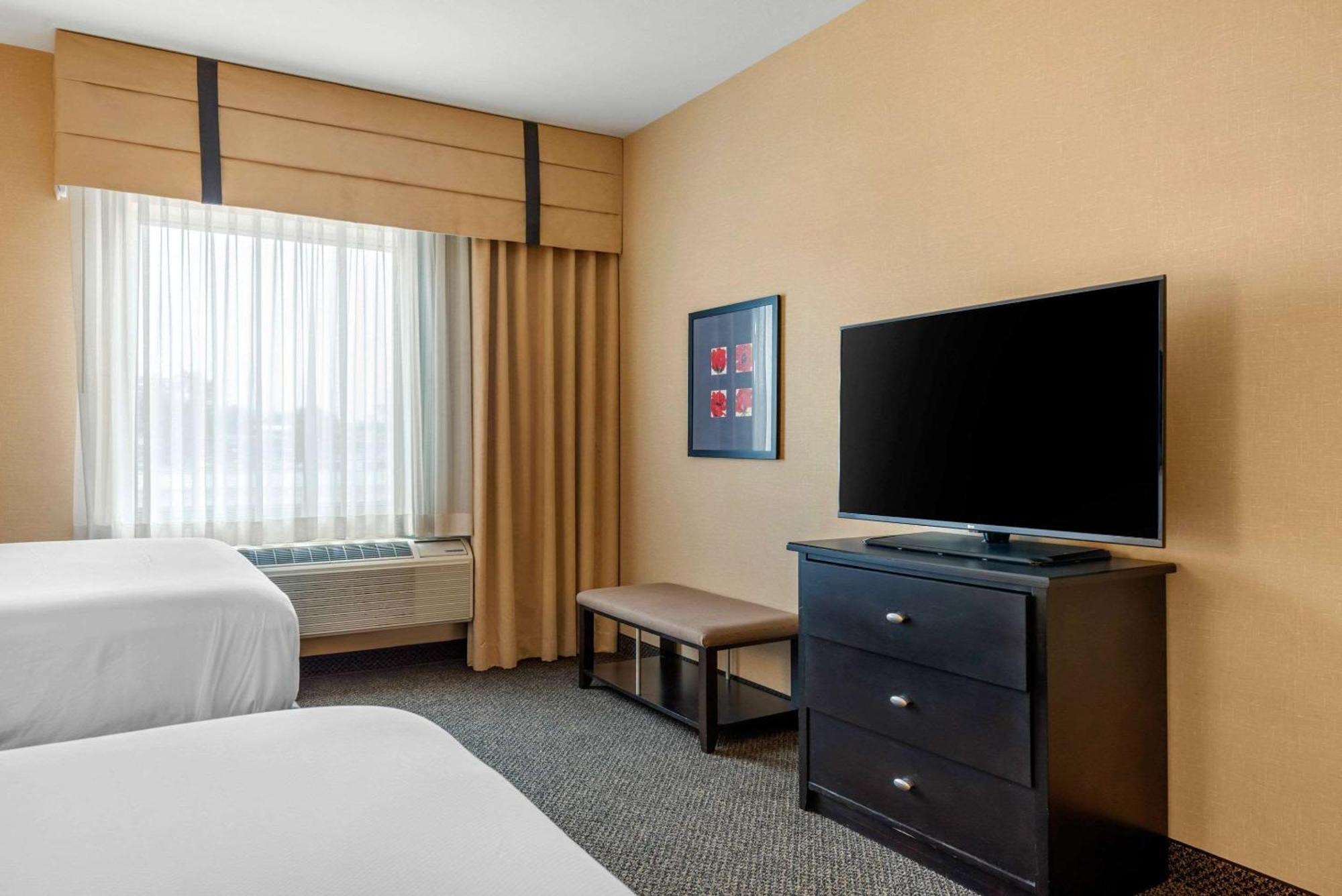 Cambria Hotel Akron - Canton Airport Uniontown Eksteriør bilde